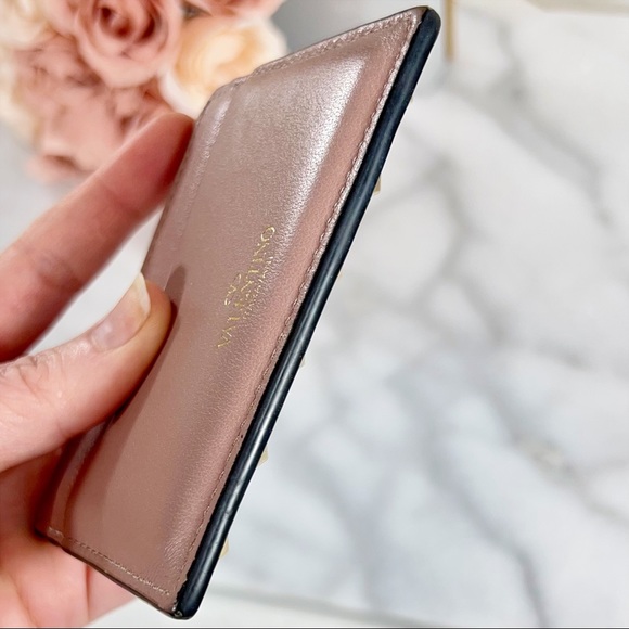 Valentino Garavani Blush Pink Rockstud Card Holder - Picture 5 of 10